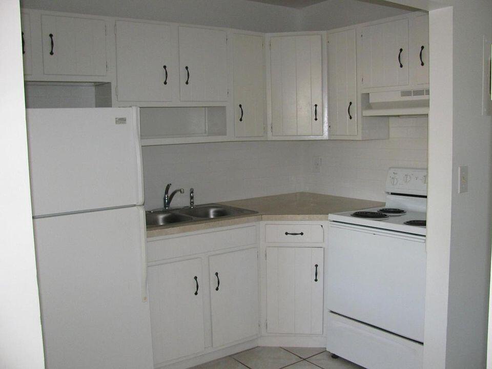   / 0 21516 sq. ft. $ 2026-10-09 0 foto