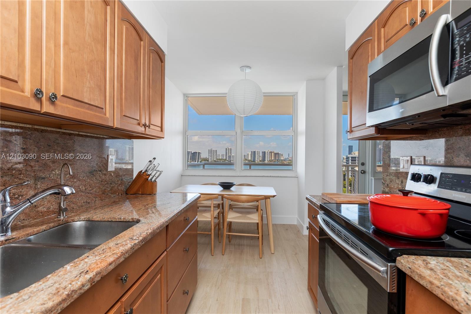 1219 2 / 2 1275 sq. ft. $ 2026-10-08 0 Photo