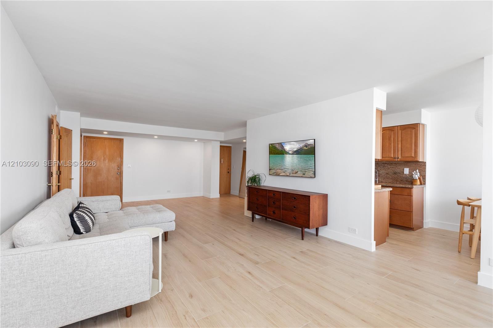 1219 2 / 2 1275 sq. ft. $ 2026-10-08 0 Photo