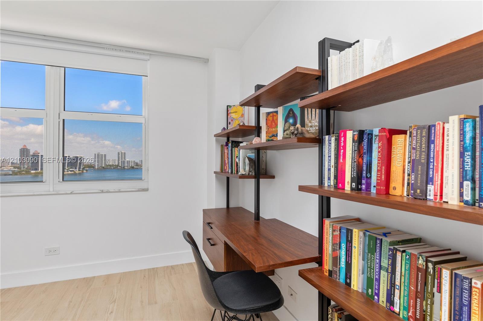 1219 2 / 2 1275 sq. ft. $ 2026-10-08 0 Photo