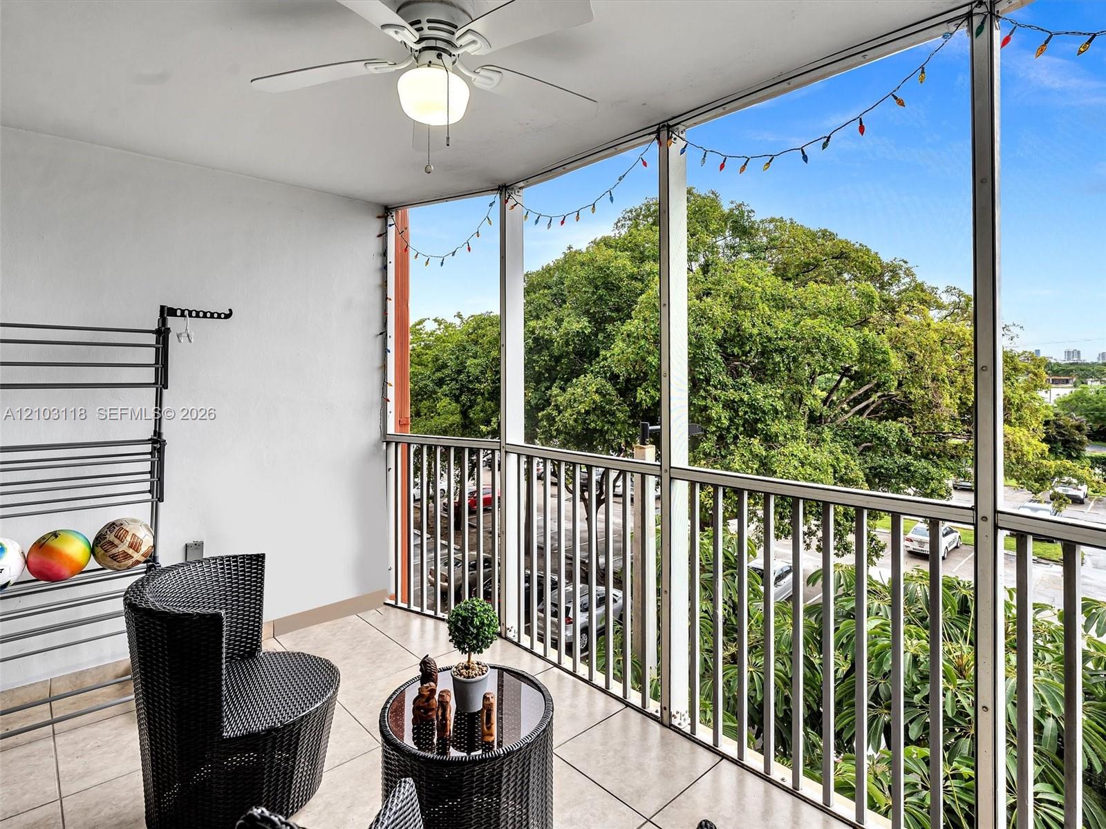 413-2 2 / 2 1036 sq. ft. $ 2026-10-08 0 foto