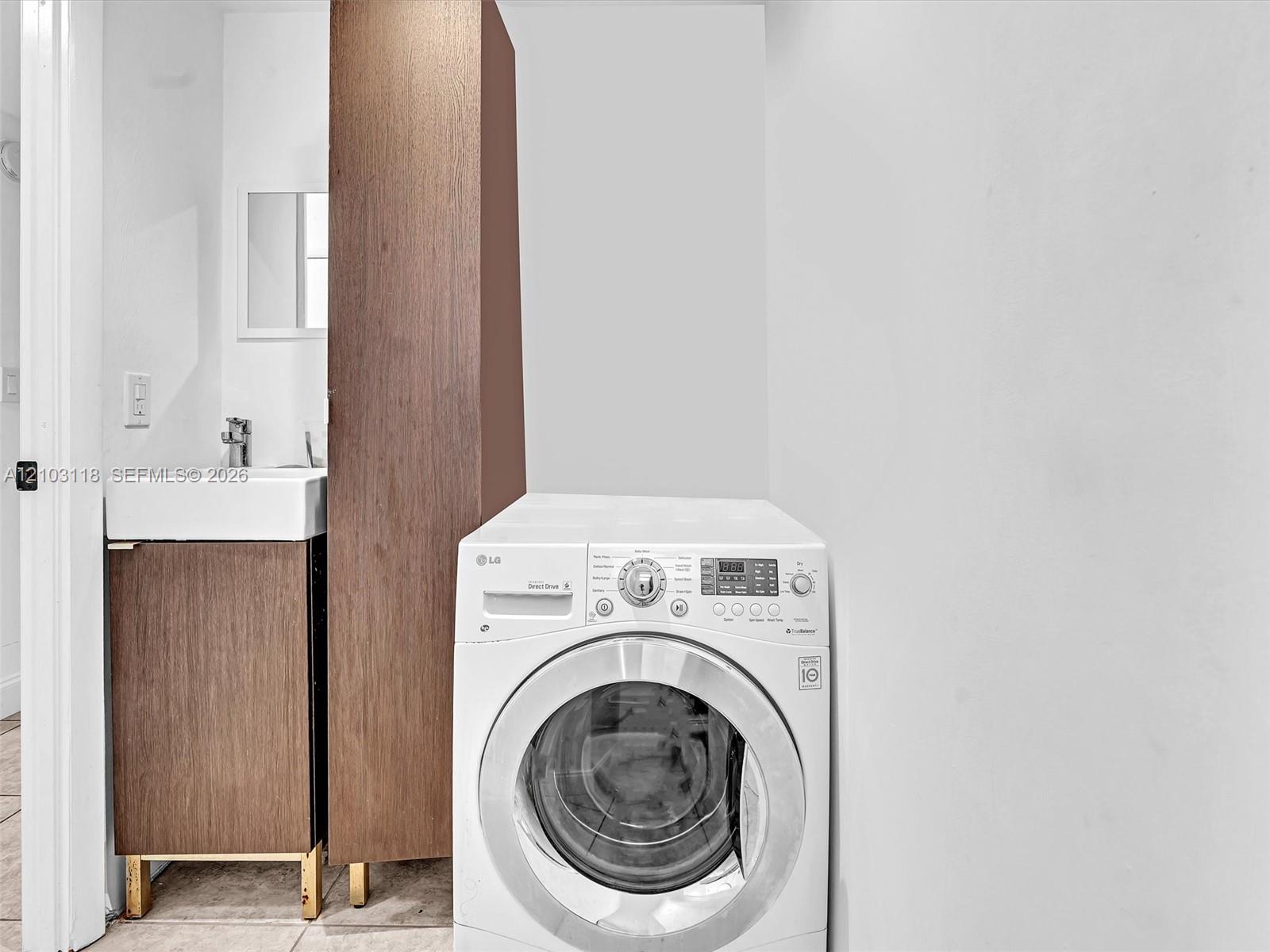413-2 2 / 2 1036 sq. ft. $ 2026-10-08 0 foto