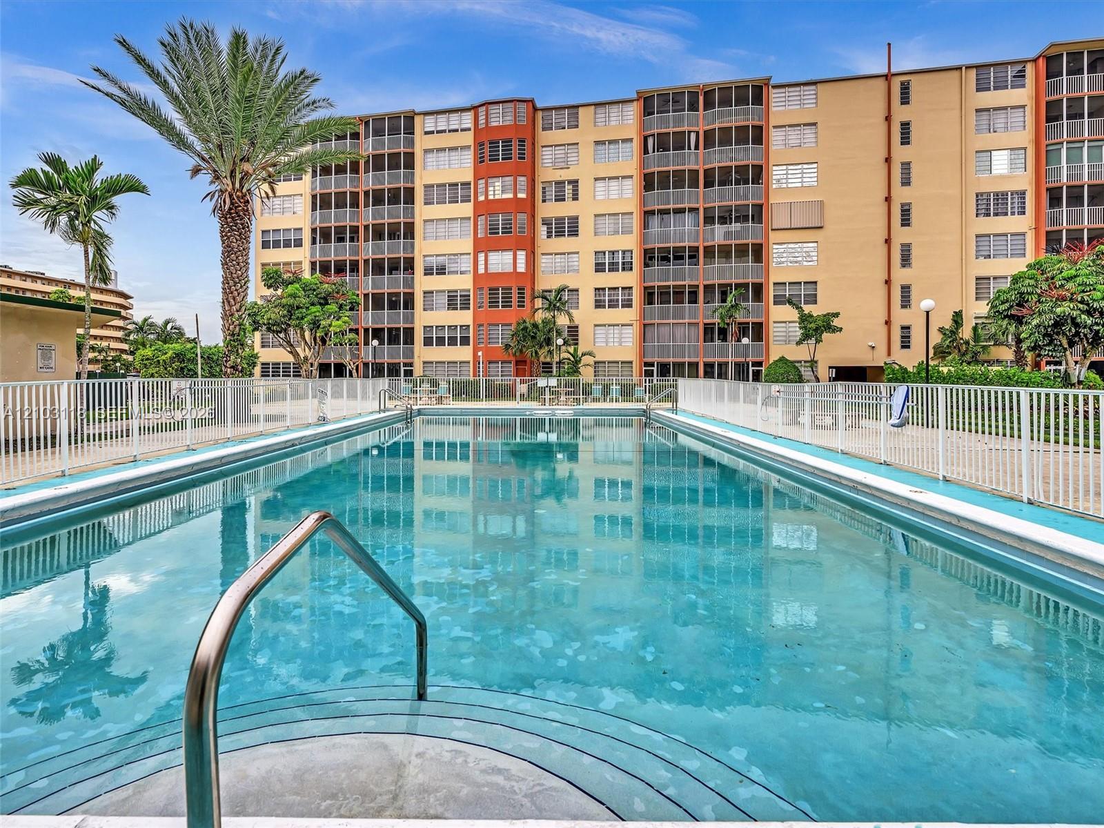 413-2 2 / 2 1036 sq. ft. $ 2026-10-08 0 foto
