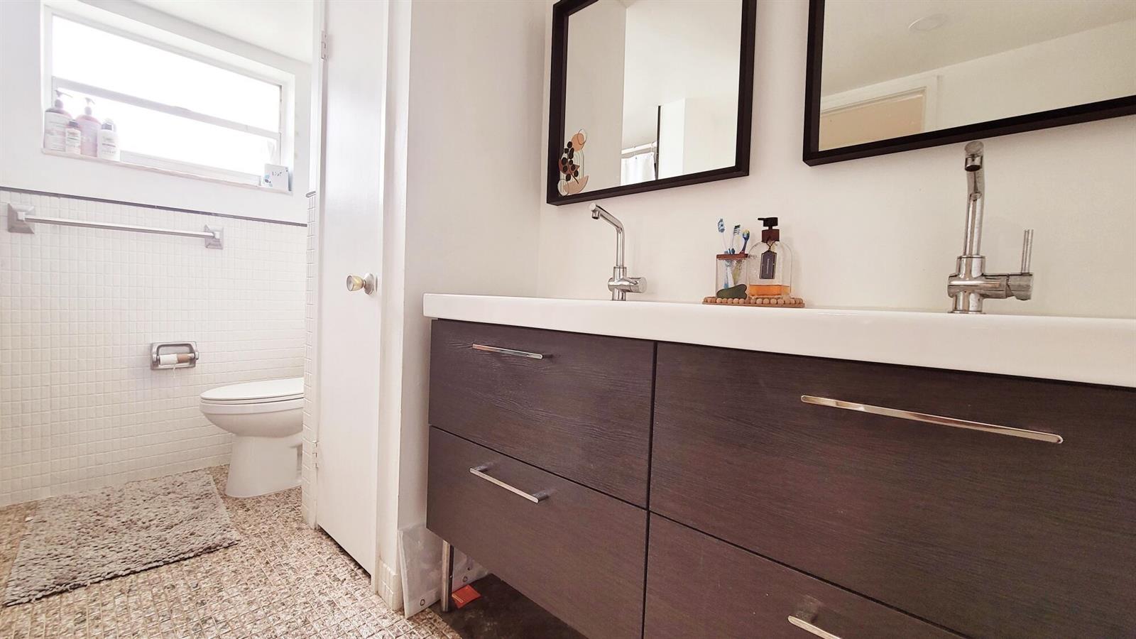 Ver detalles 308-1 2 / 2 1674 sq. ft. $ 2026-10-13 0 foto