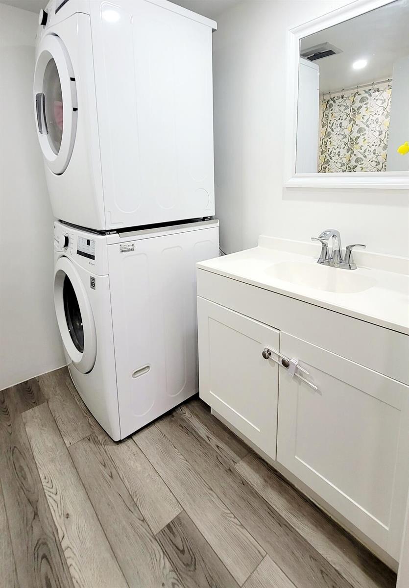 Ver detalles 308-1 2 / 2 1674 sq. ft. $ 2026-10-13 0 foto