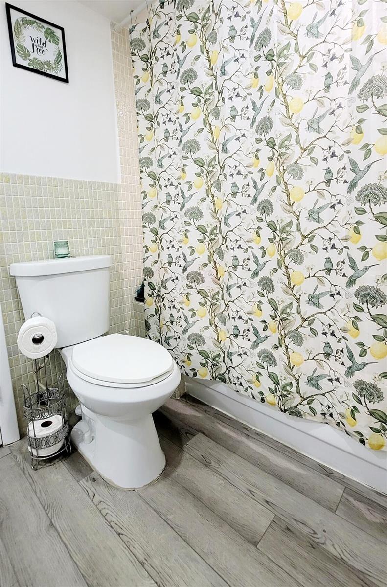 Ver detalles 308-1 2 / 2 1674 sq. ft. $ 2026-10-13 0 foto