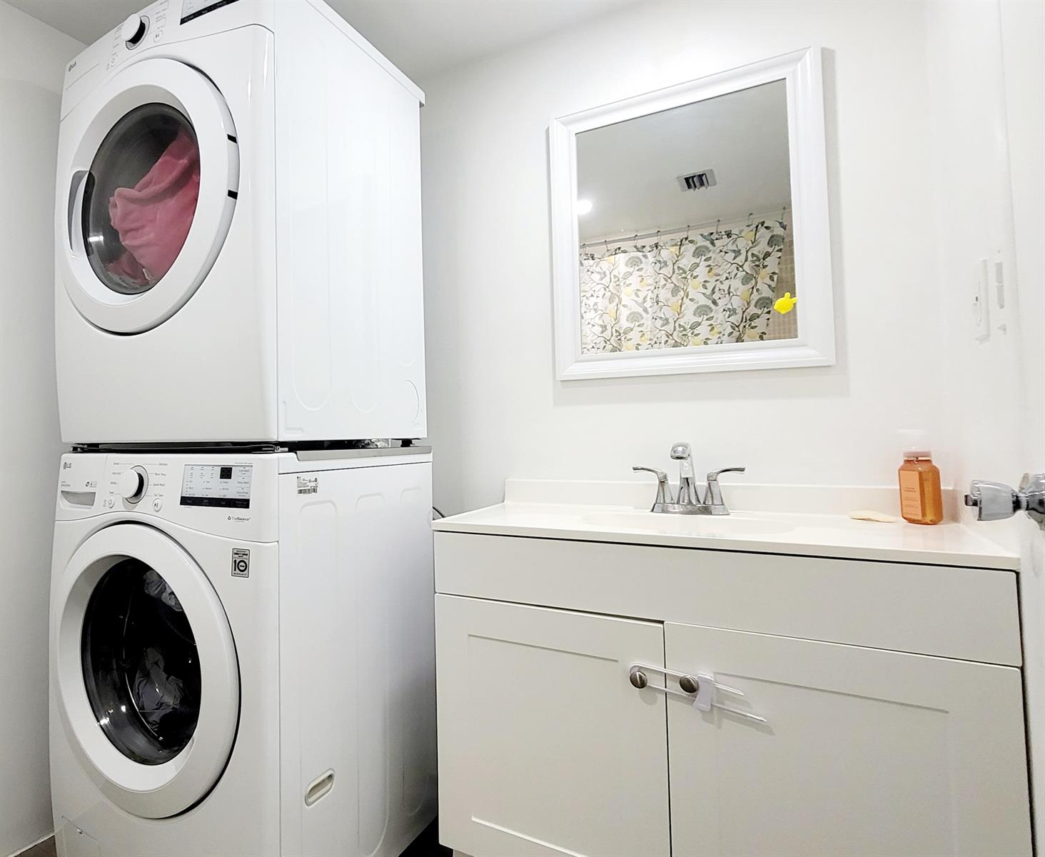 Ver detalles 308-1 2 / 2 1674 sq. ft. $ 2026-10-13 0 foto