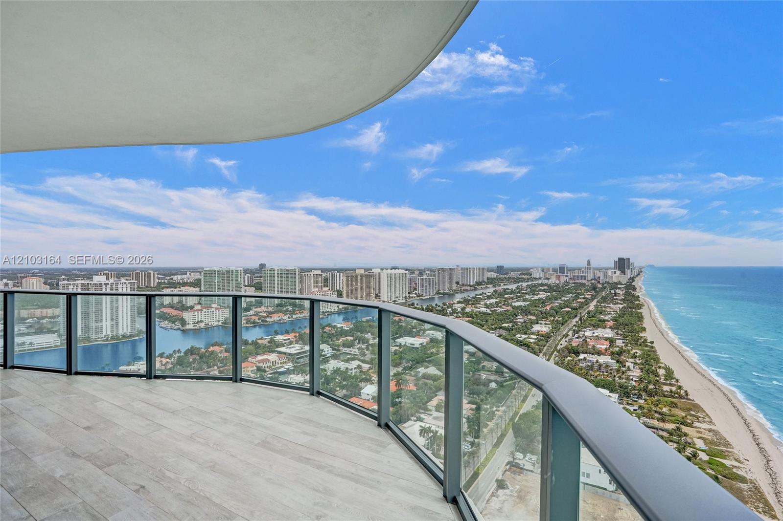 See details 33 3 / 6 4992 sq. ft. $ 2026-10-08 0 Photo