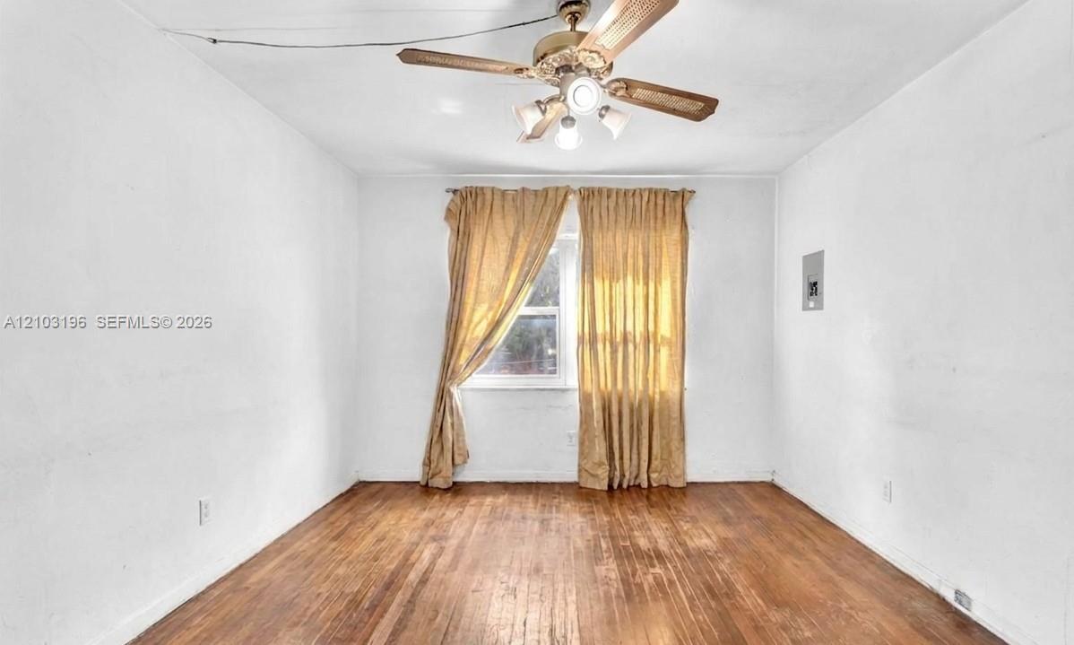 See details 1236 2 / 1 837 sq. ft. $ 2026-10-08 0 Photo
