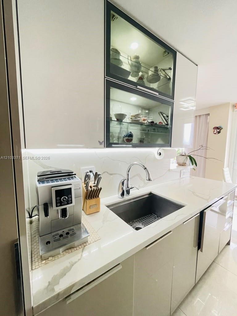 1118 2 / 2 1240 sq. ft. $ 2026-10-08 0 Photo