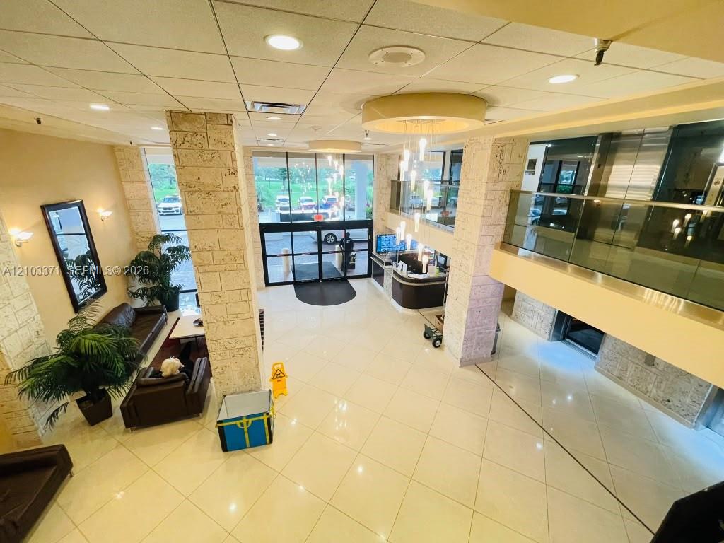 1118 2 / 2 1240 sq. ft. $ 2026-10-08 0 Photo