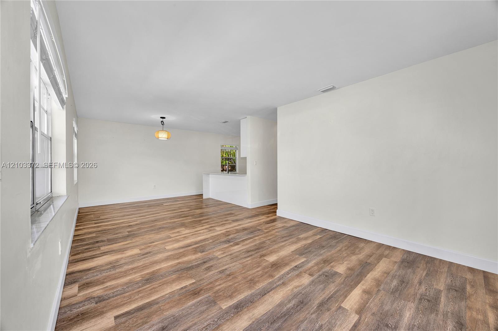 Ver detalles / 2717 sq. ft. $ 2026-10-08 0 foto
