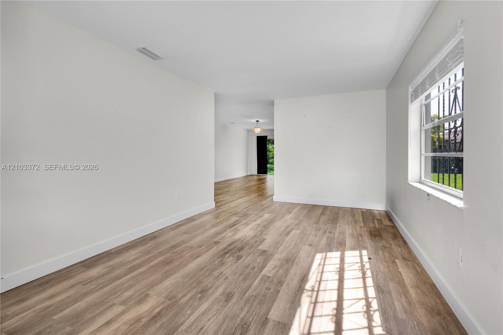 Ver detalles / 2717 sq. ft. $ 2026-10-08 0 foto
