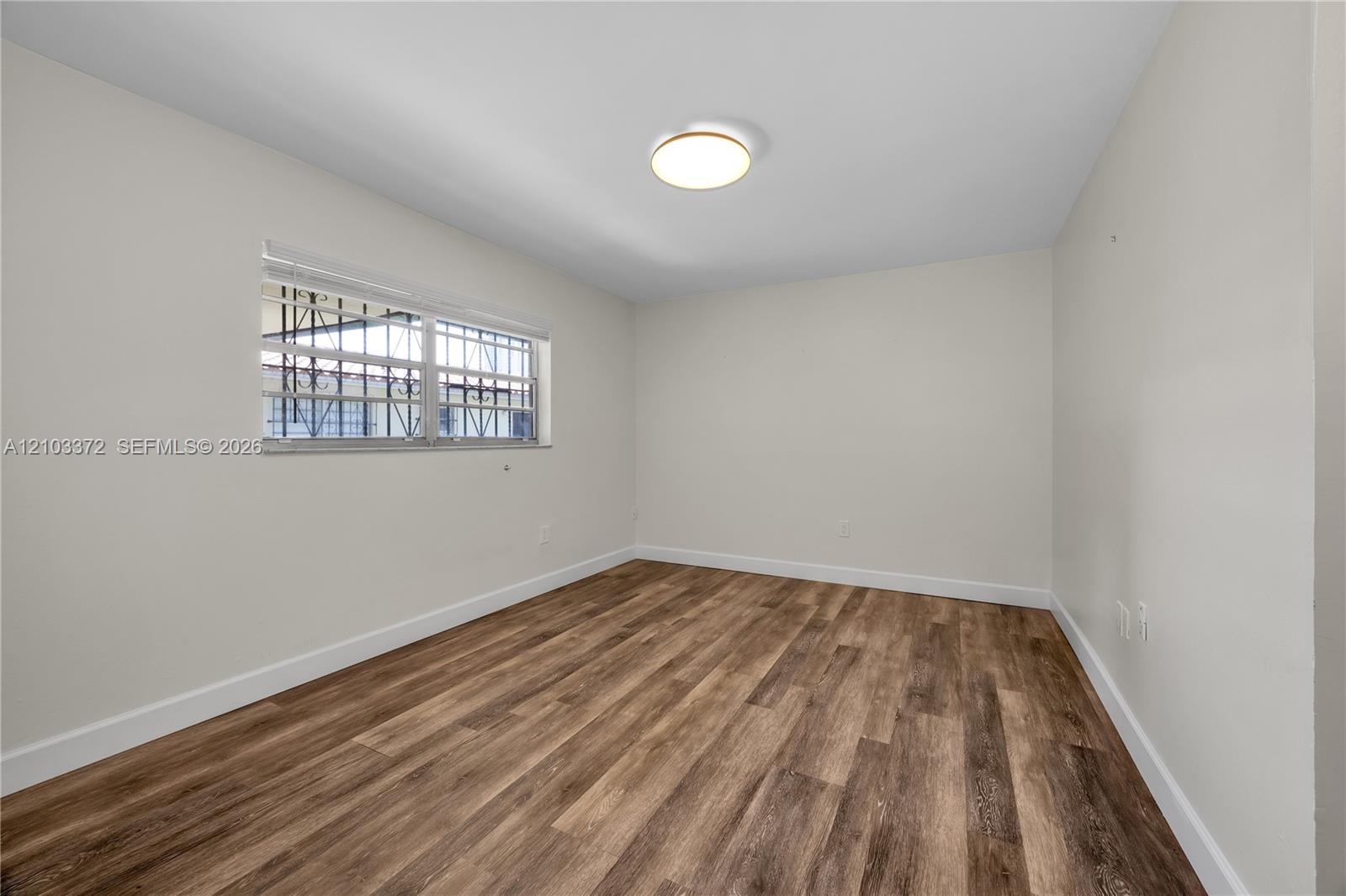 Ver detalles / 2717 sq. ft. $ 2026-10-08 0 foto