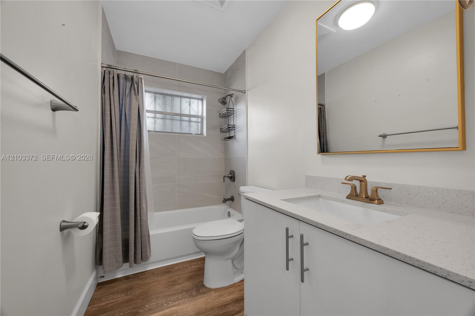 Ver detalles / 2717 sq. ft. $ 2026-10-08 0 foto