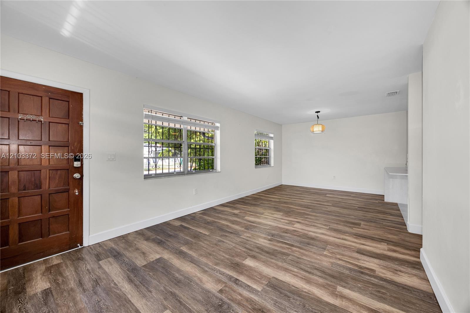Ver detalles / 2717 sq. ft. $ 2026-10-08 0 foto