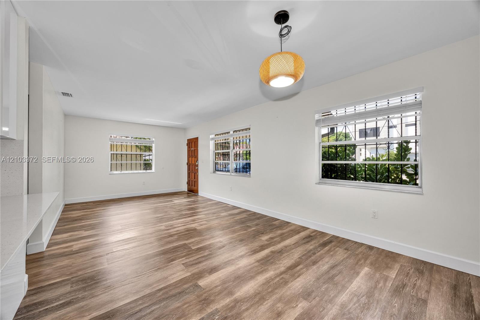 Ver detalles / 2717 sq. ft. $ 2026-10-08 0 foto