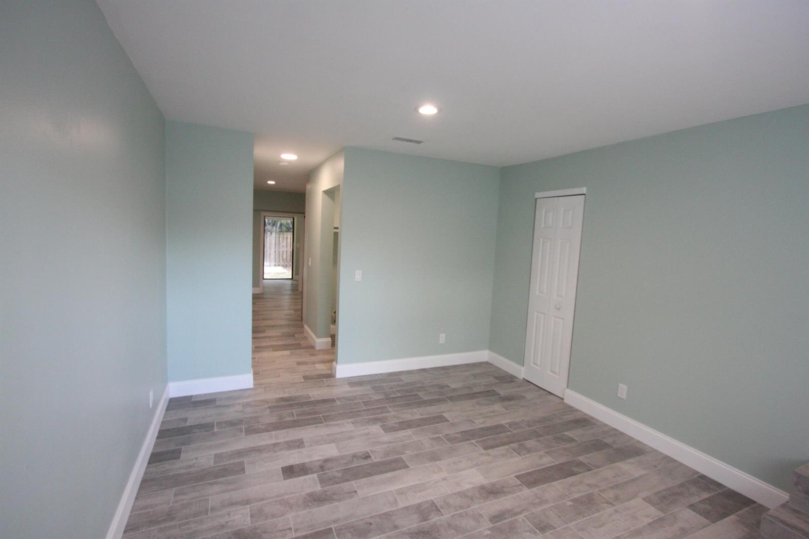   / 0 4664 sq. ft. $ 2026-10-10 0 Photo
