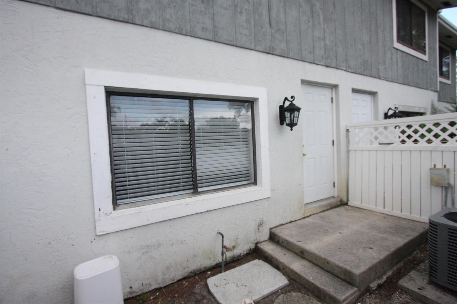   / 0 4664 sq. ft. $ 2026-10-10 0 Photo