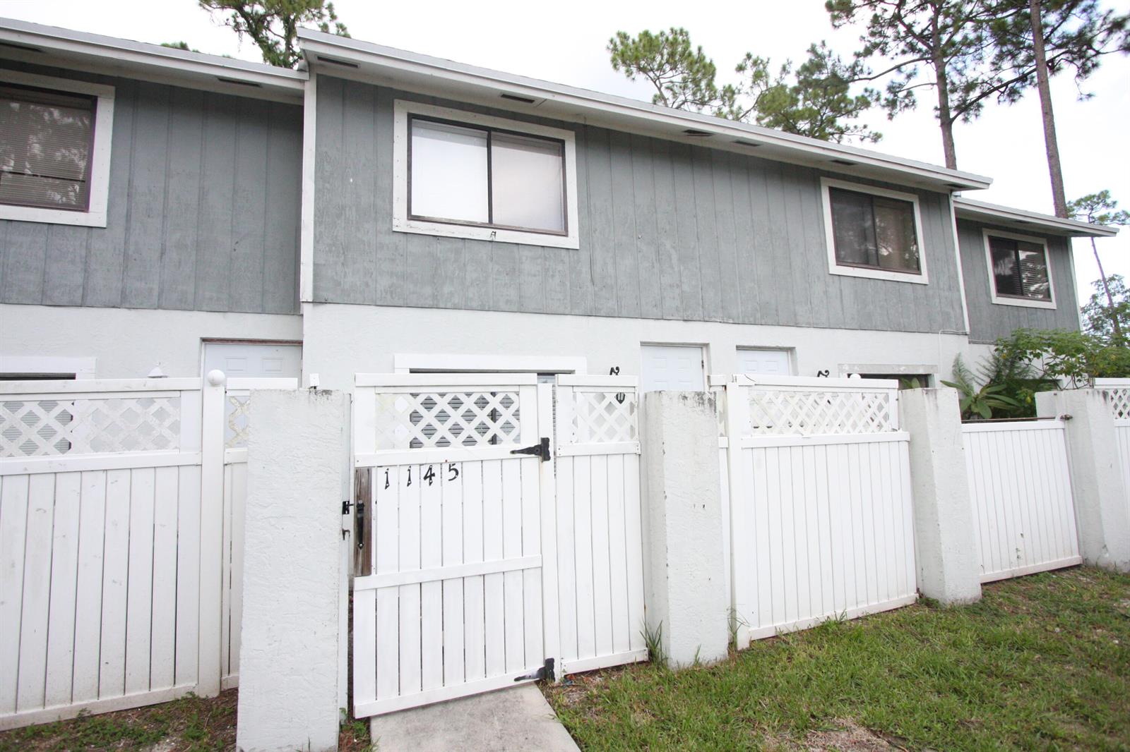   / 0 4664 sq. ft. $ 2026-10-10 0 Photo