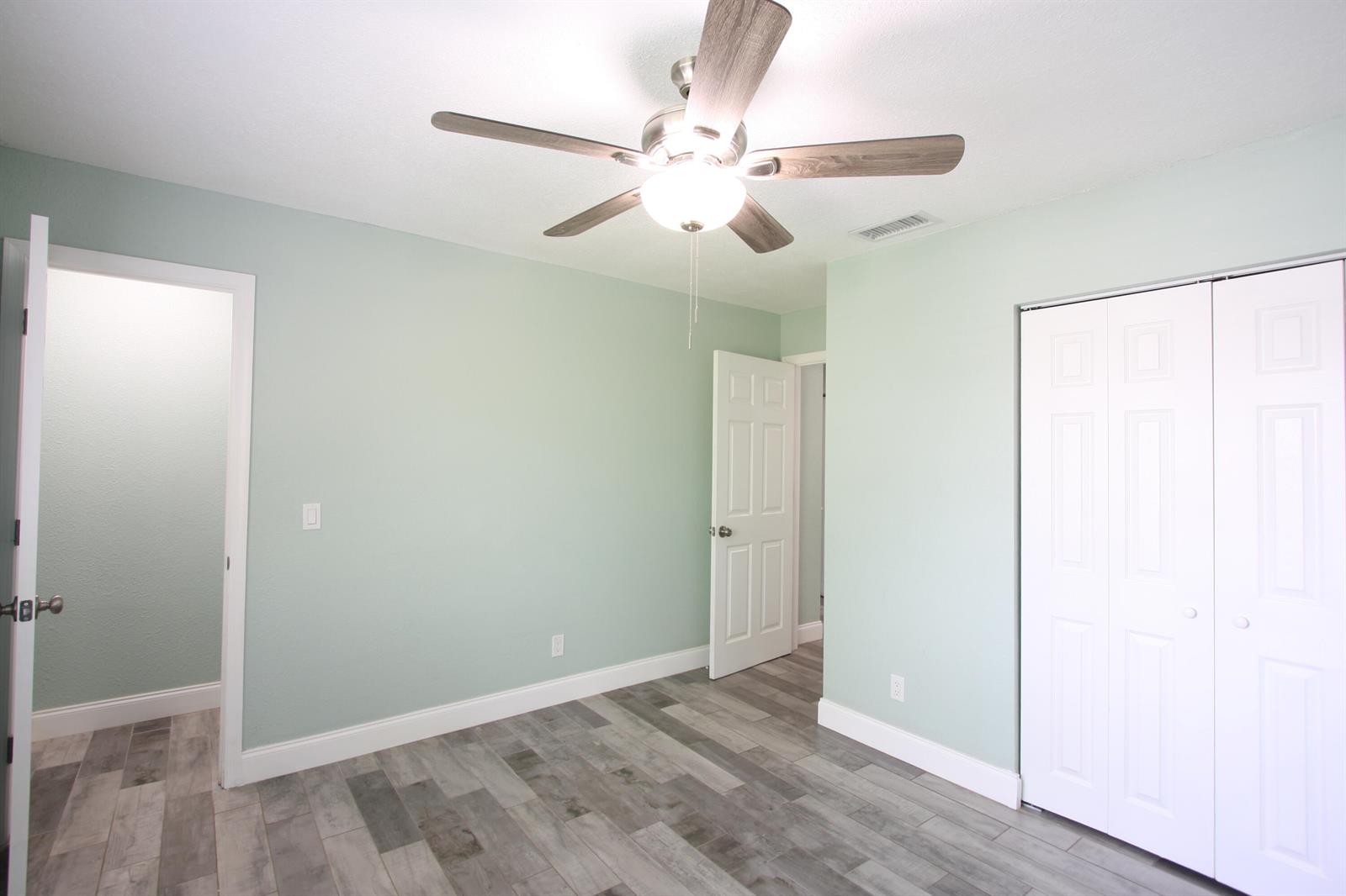   / 0 4664 sq. ft. $ 2026-10-10 0 Photo