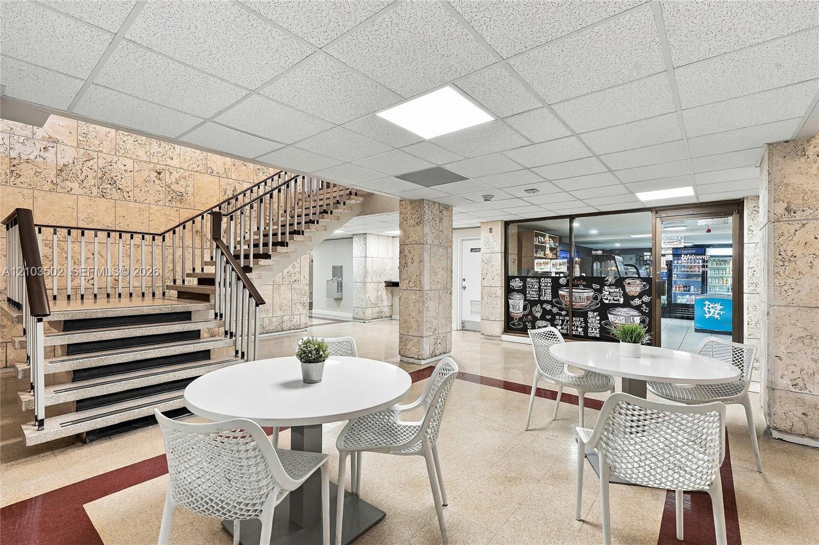 See details 19A 1 / 2 870 sq. ft. $ 2026-10-08 0 Photo