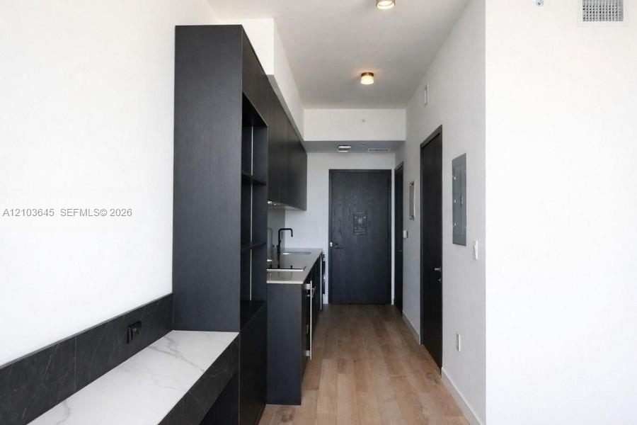 3903A 0 / 1 336 sq. ft. $ 2026-10-08 0 Photo