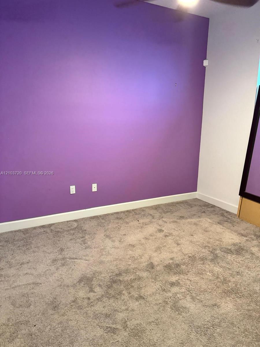 Ver detalles 4910 3 / 2 1616 sq. ft. $ 2026-10-09 0 foto
