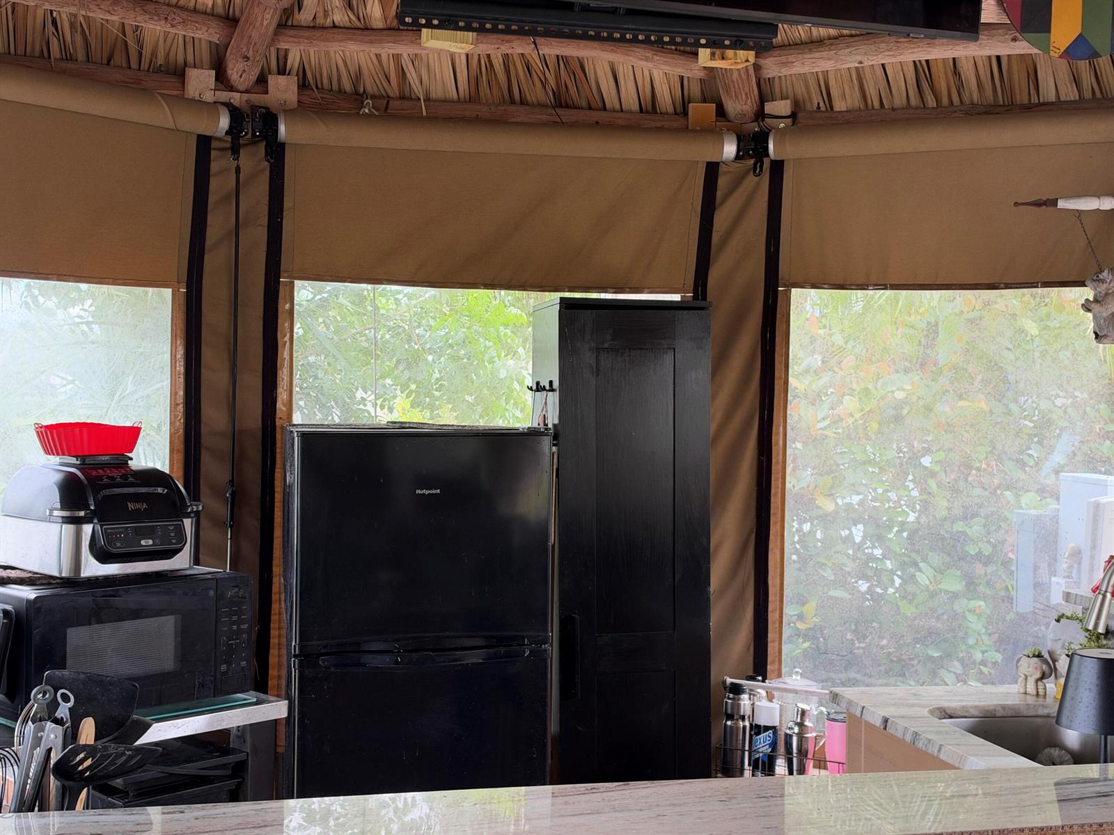   / 0  sq. ft. $ 2026-10-10 0 foto
