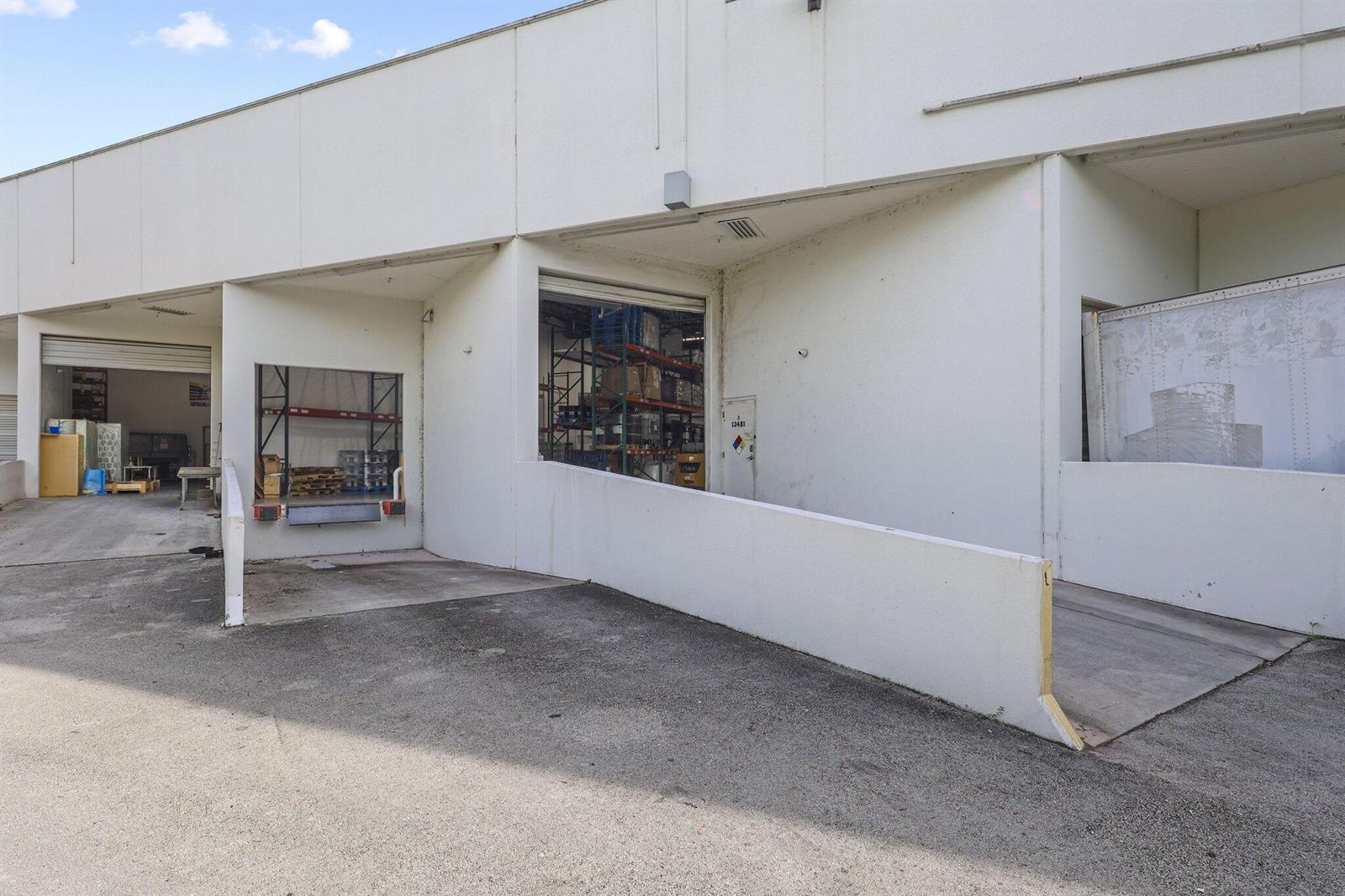Ver detalles 8 / 0 sq. ft. $ 2026-10-11 0 foto