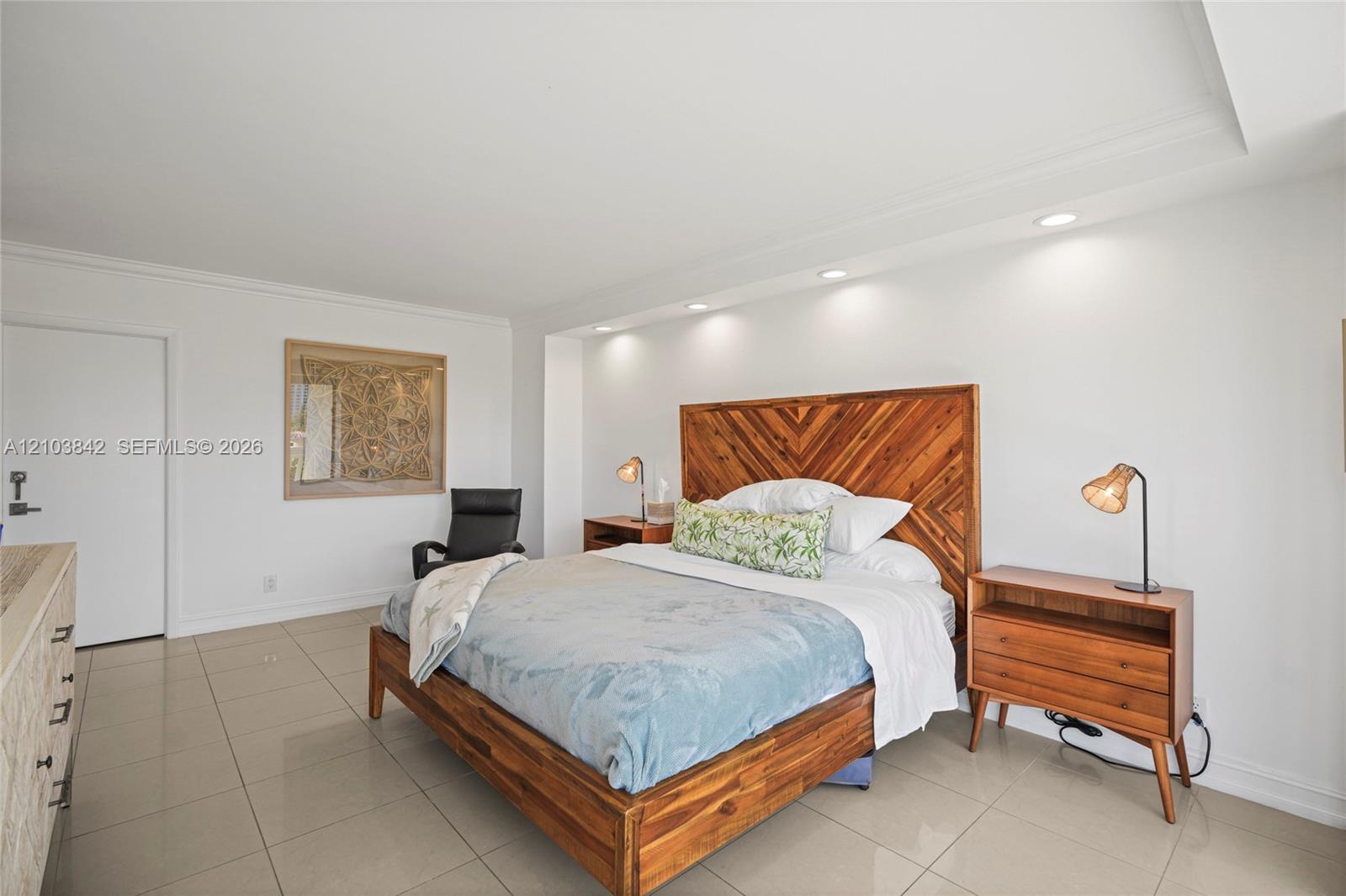 504 3 / 3 1880 sq. ft. $ 2026-10-09 0 Photo