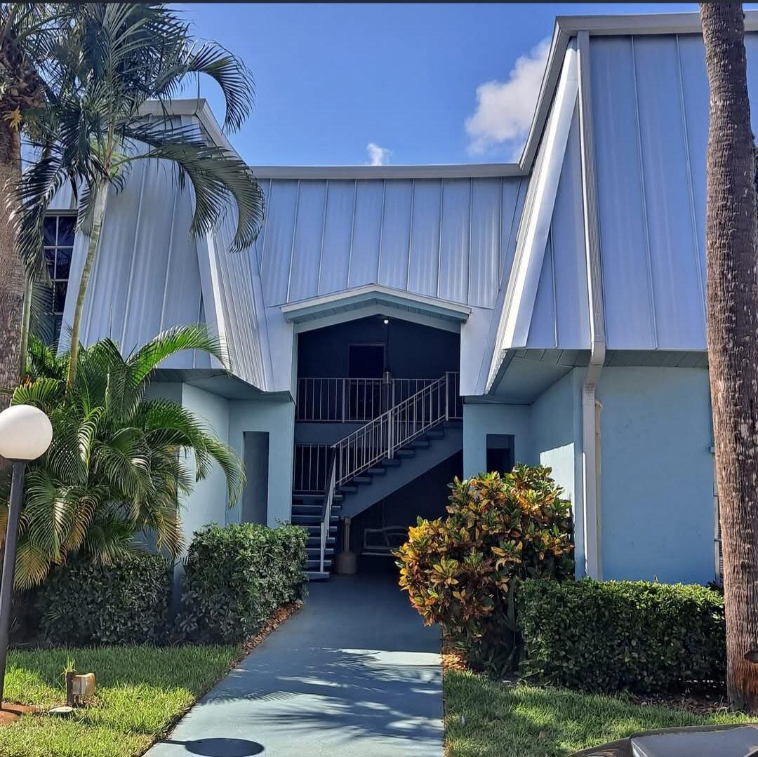 See details E4 2 / 2 875 sq. ft. $ 2026-10-11 0 Photo