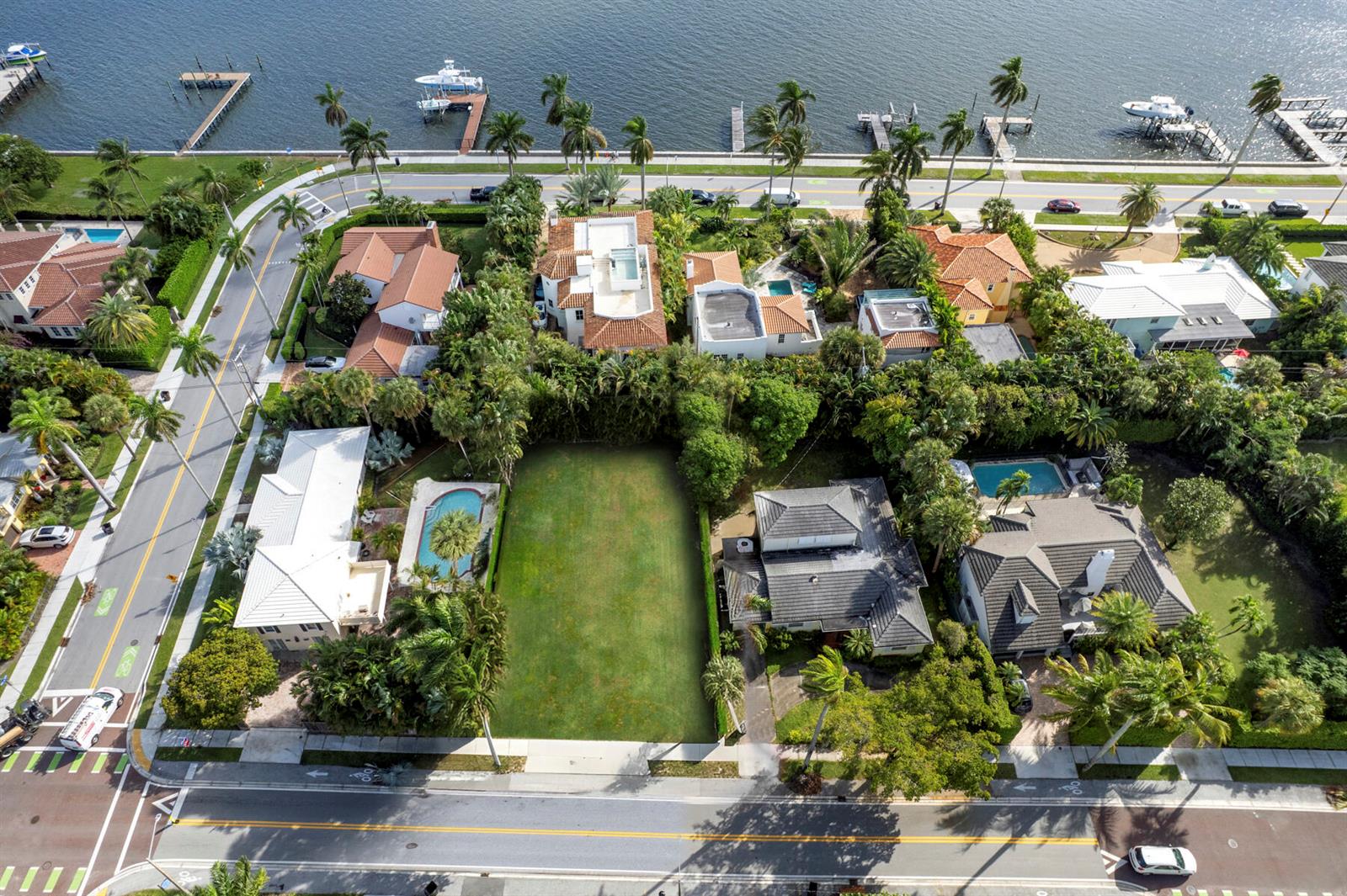   / 0  sq. ft. $ 2026-10-11 0 Photo