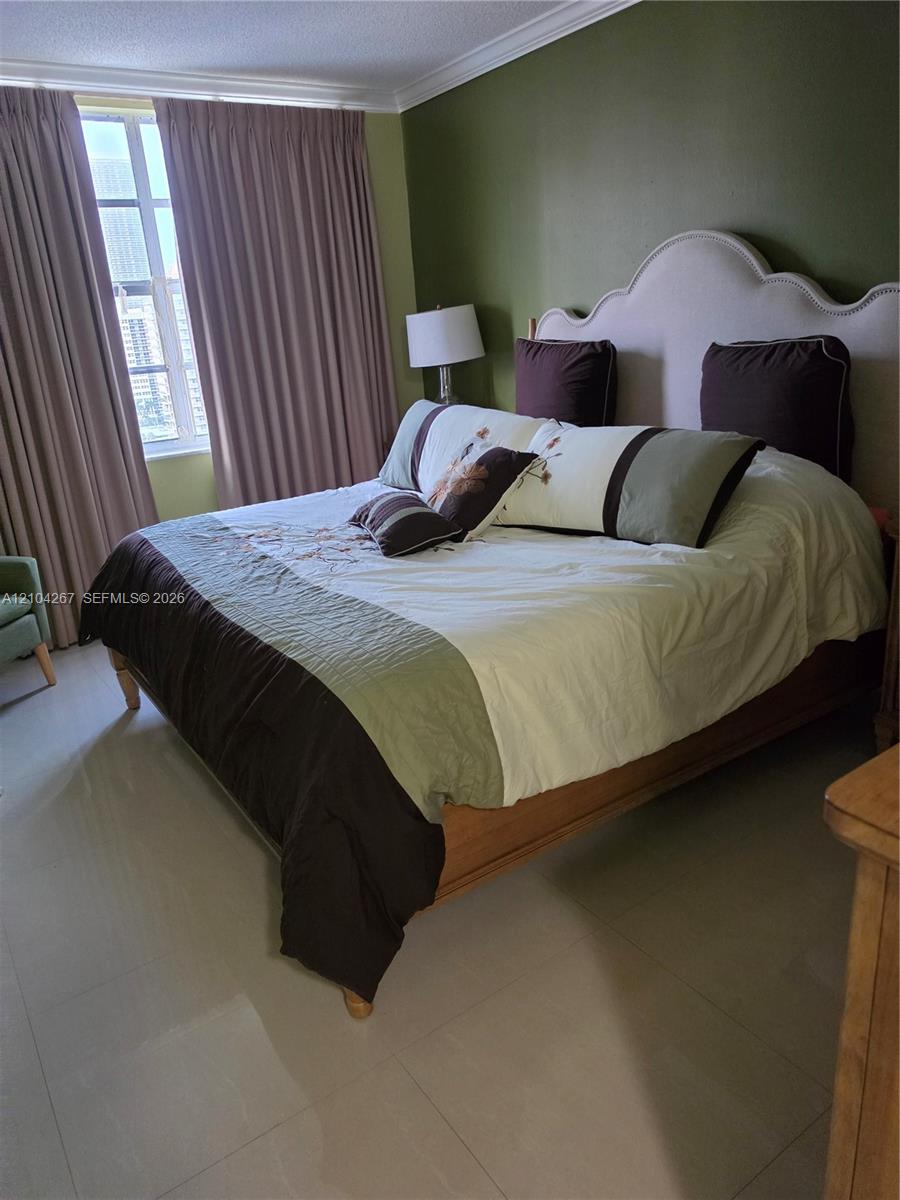 14K 1 / 2 870 sq. ft. $ 2026-10-09 0 Photo