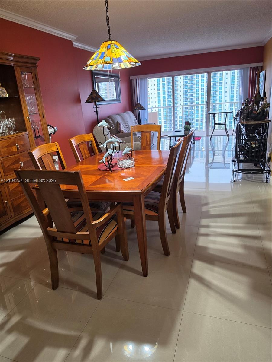 14K 1 / 2 870 sq. ft. $ 2026-10-09 0 Photo