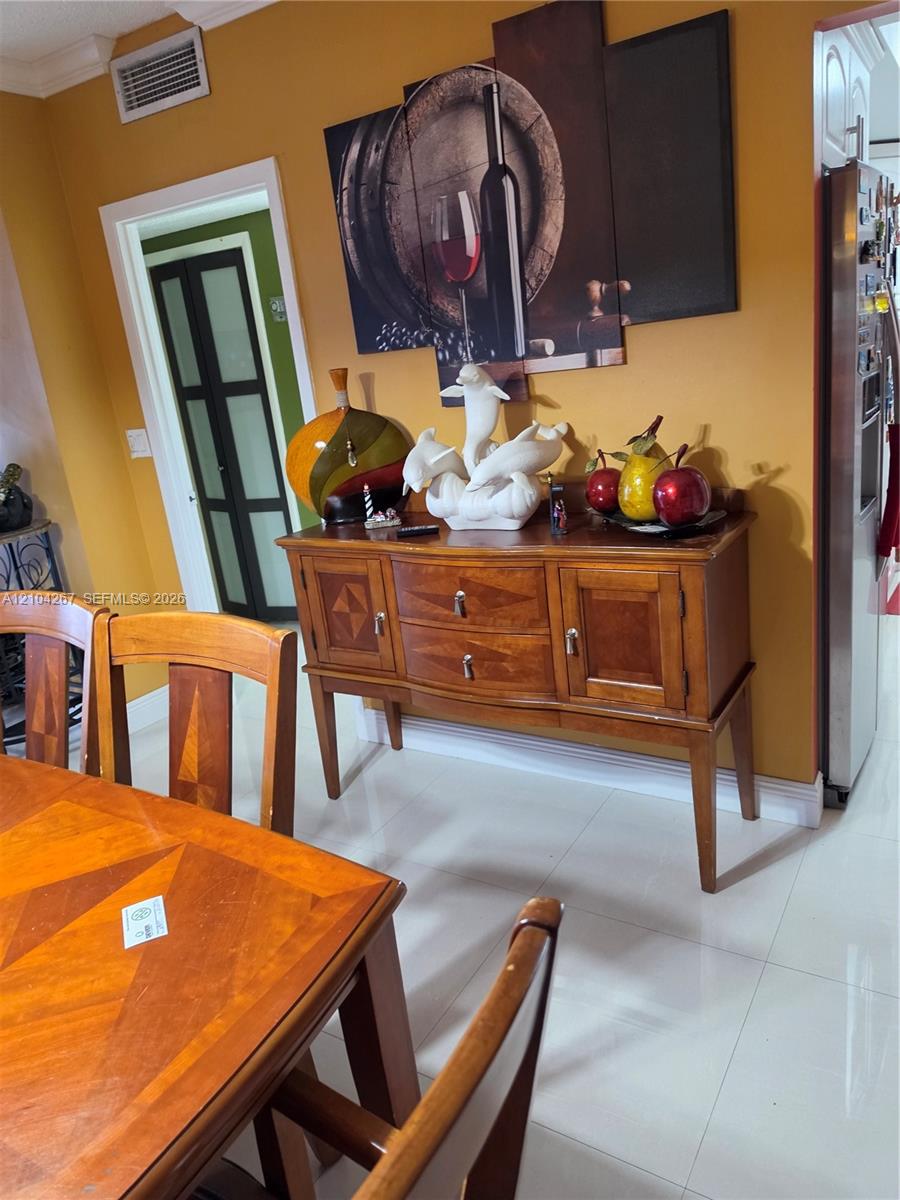 14K 1 / 2 870 sq. ft. $ 2026-10-09 0 Photo