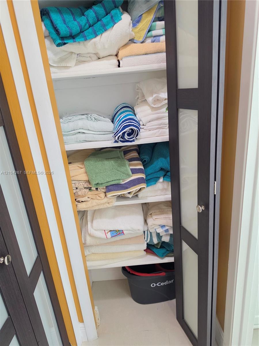 14K 1 / 2 870 sq. ft. $ 2026-10-09 0 Photo
