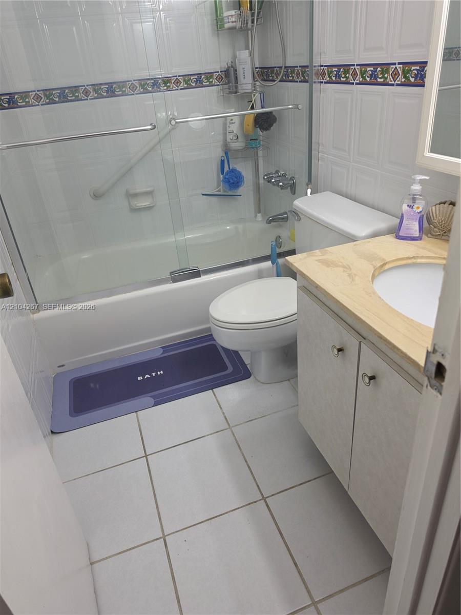 14K 1 / 2 870 sq. ft. $ 2026-10-09 0 Photo