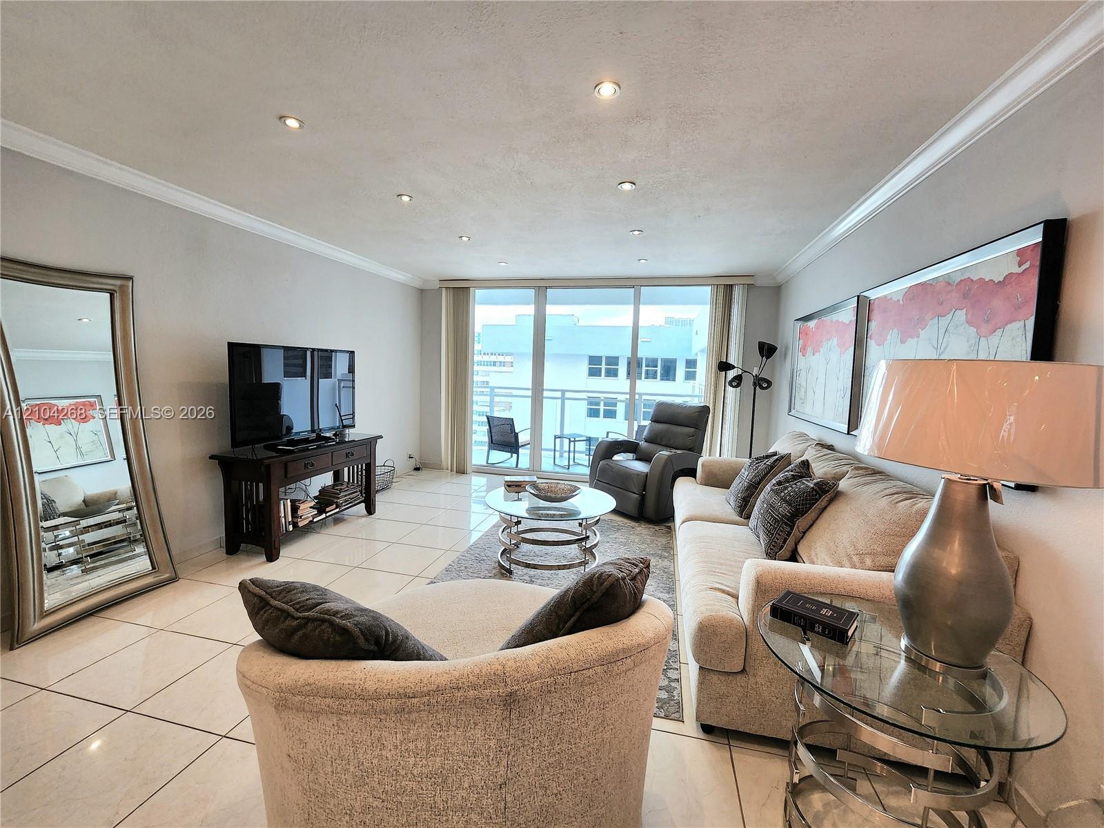 Photo 5 of Ocean Dr Penthouse