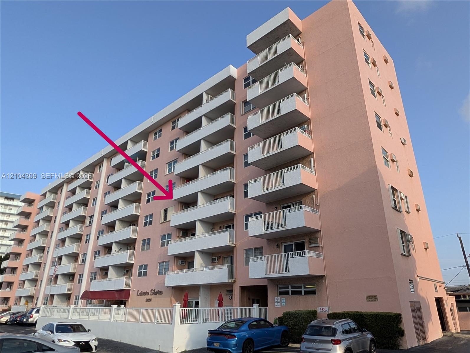 408 1 / 1 650 sq. ft. $ 2026-10-09 0 foto
