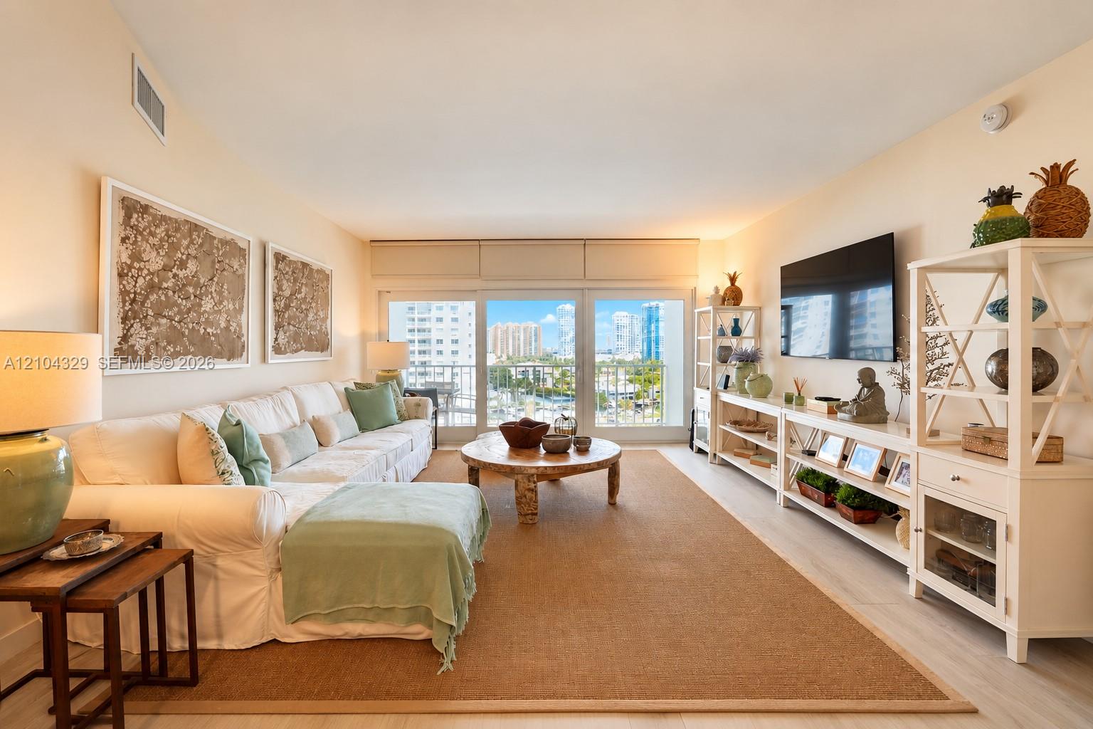 See details 1123 2 / 2 1220 sq. ft. $ 2026-10-09 0 Photo