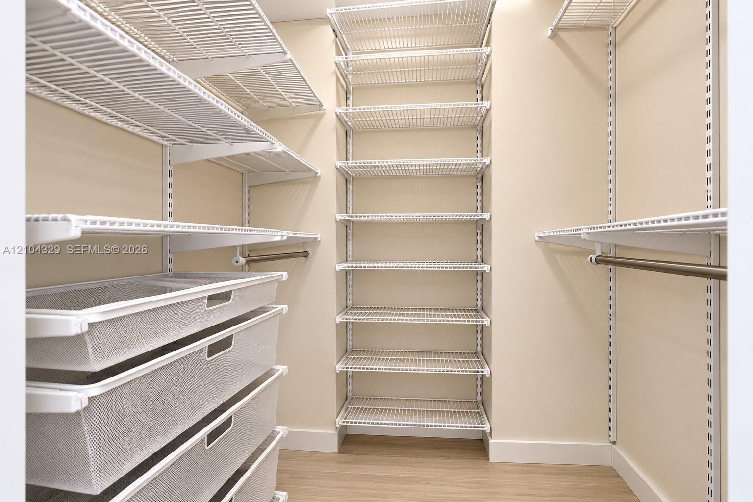 See details 1123 2 / 2 1220 sq. ft. $ 2026-10-09 0 Photo