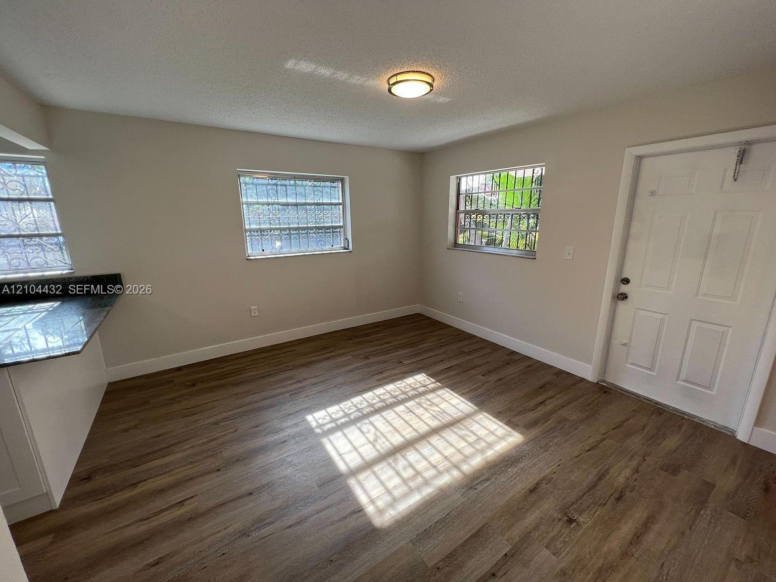 Ver detalles / 2381 sq. ft. $ 2026-10-10 0 foto