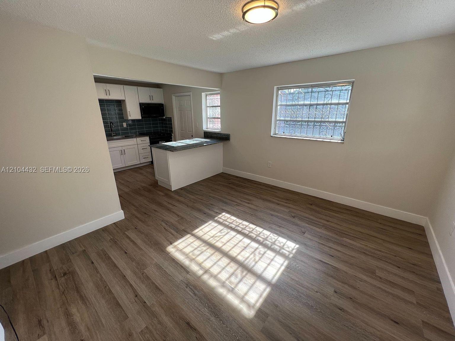 Ver detalles / 2381 sq. ft. $ 2026-10-10 0 foto