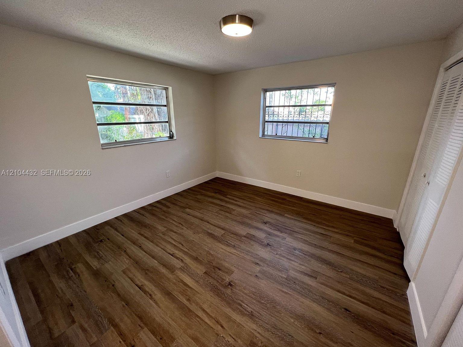 Ver detalles / 2381 sq. ft. $ 2026-10-10 0 foto