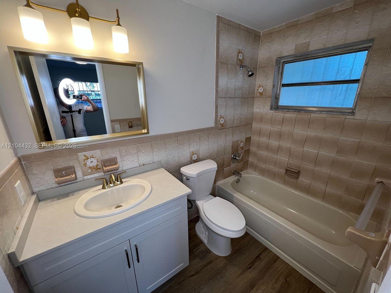 Ver detalles / 2381 sq. ft. $ 2026-10-10 0 foto
