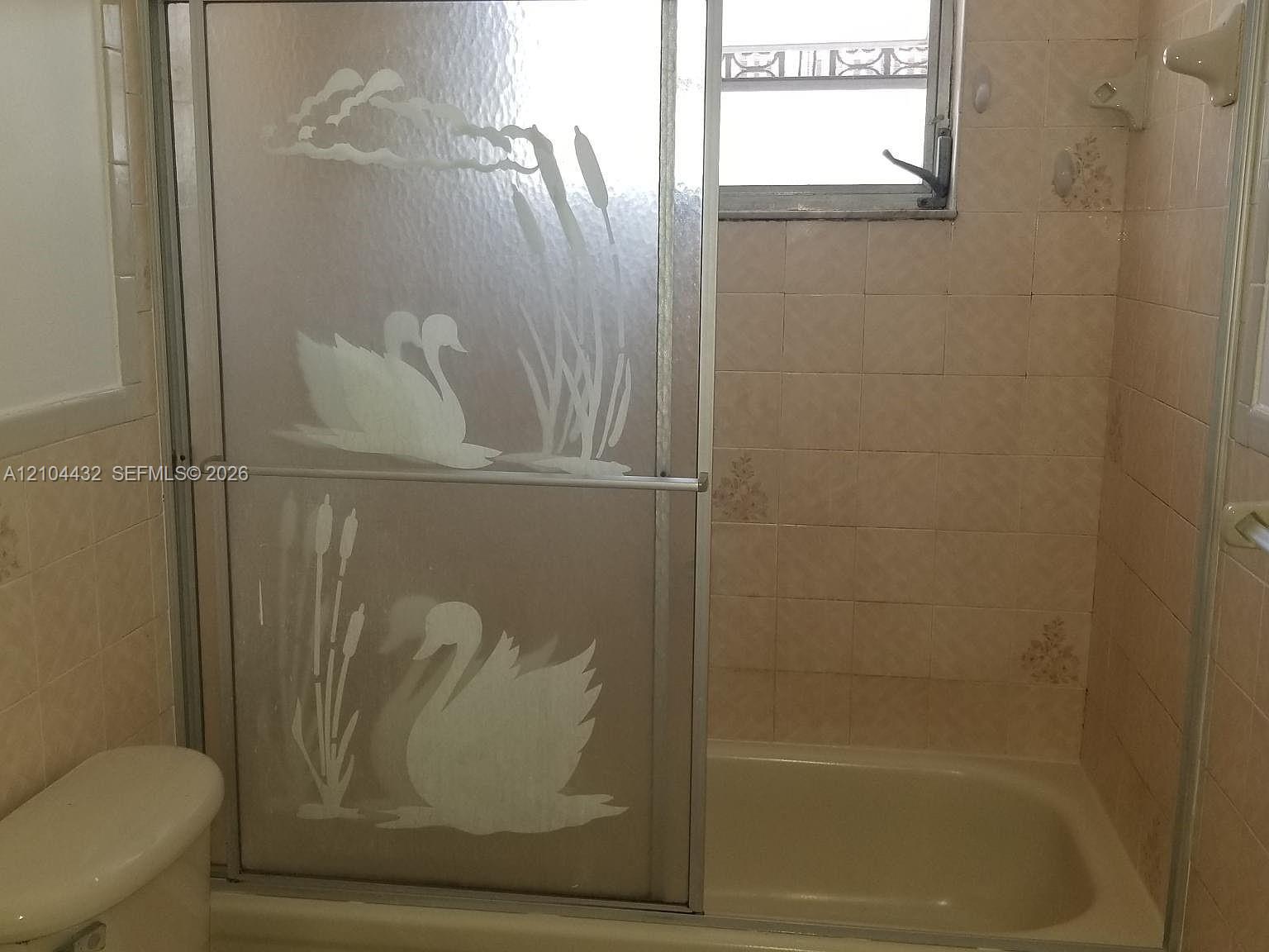 Ver detalles / 2381 sq. ft. $ 2026-10-10 0 foto
