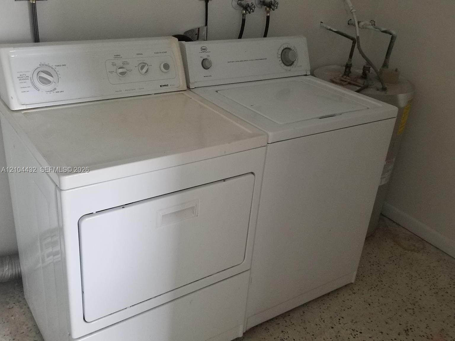 Ver detalles / 2381 sq. ft. $ 2026-10-10 0 foto