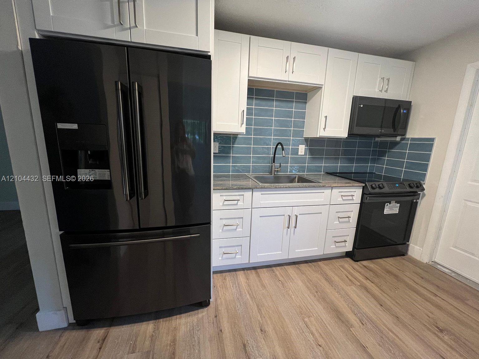 Ver detalles / 2381 sq. ft. $ 2026-10-10 0 foto