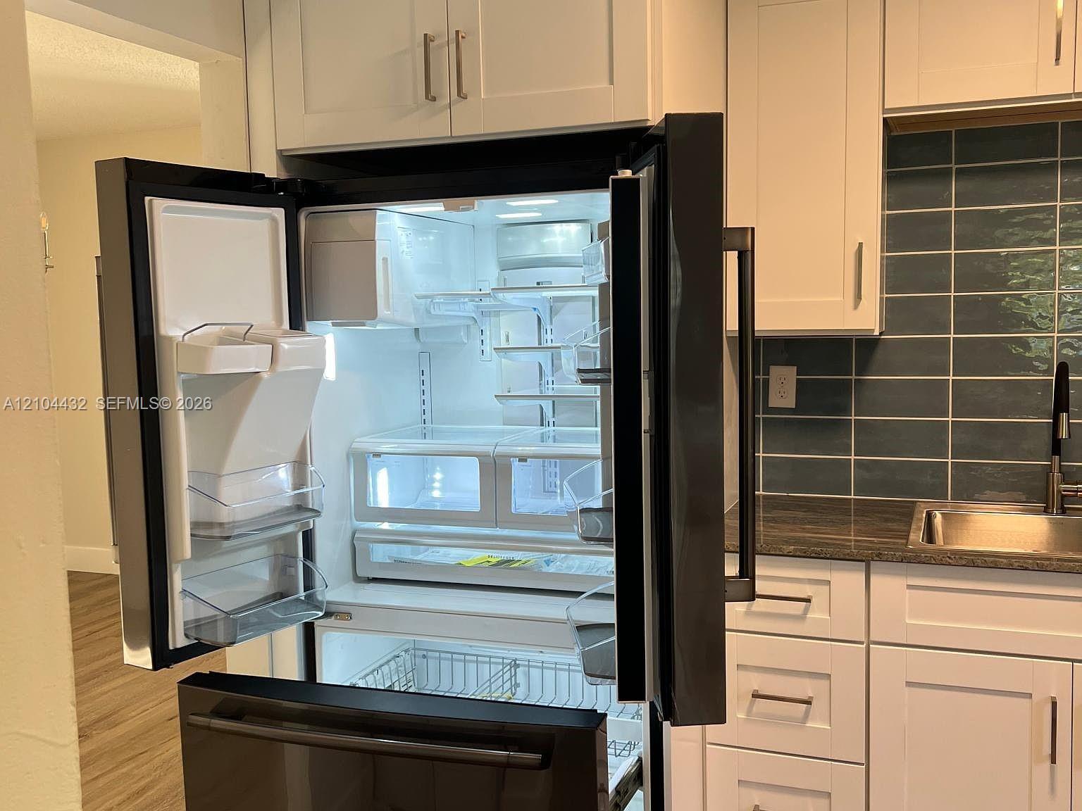Ver detalles / 2381 sq. ft. $ 2026-10-10 0 foto